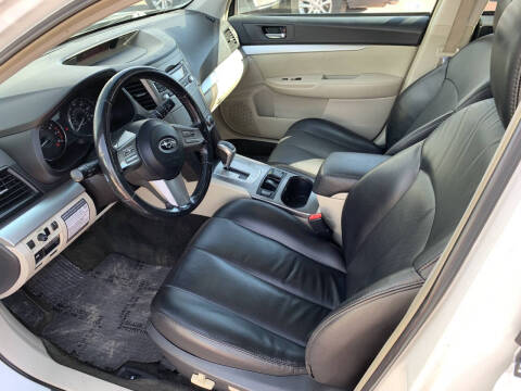 2011 Subaru Outback 2.5i Premium