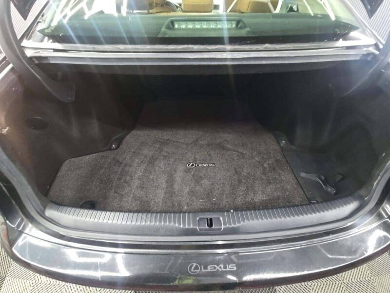 2019 Lexus IS 300