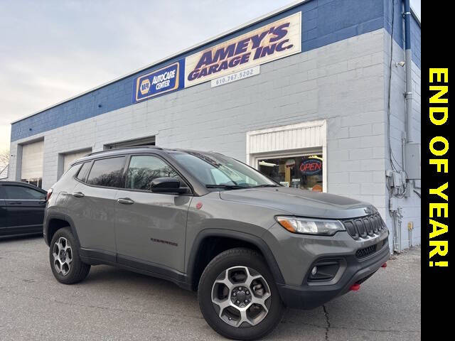 2022 Jeep Compass Trailhawk's photo