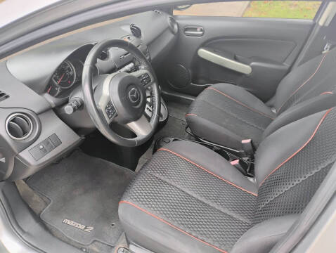 2011 Mazda MAZDA2 Touring