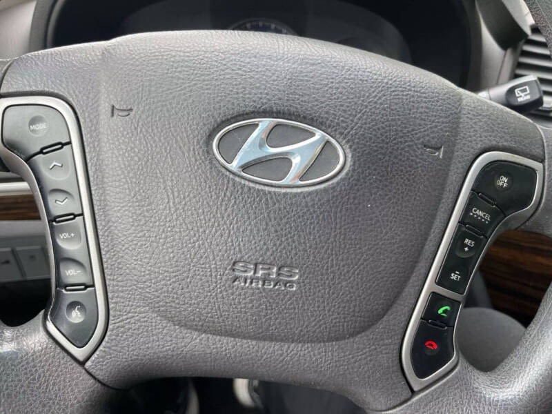 2012 Hyundai Santa Fe GLS