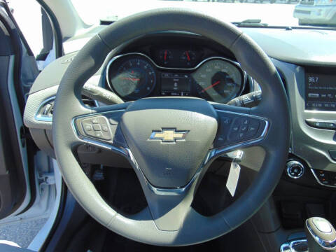 2017 Chevrolet Cruze LT Auto