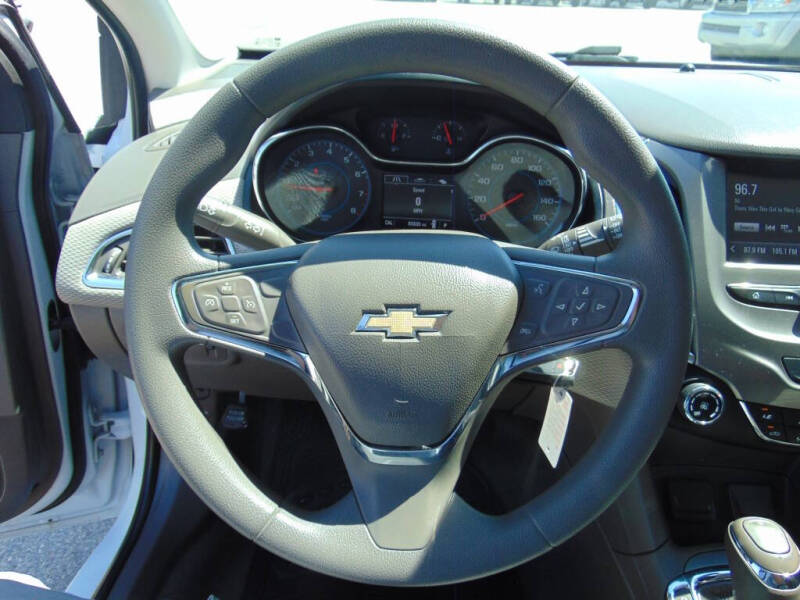 2017 Chevrolet Cruze LT Auto