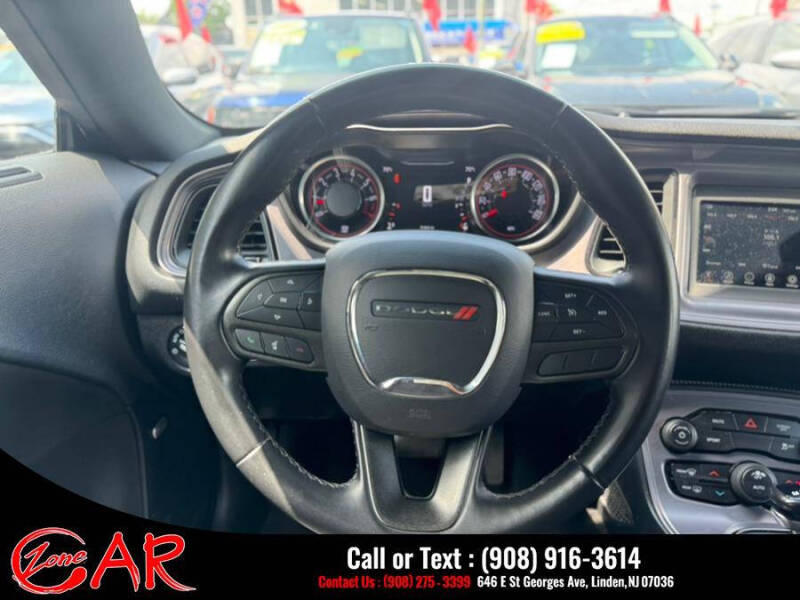 2023 Dodge Challenger SXT