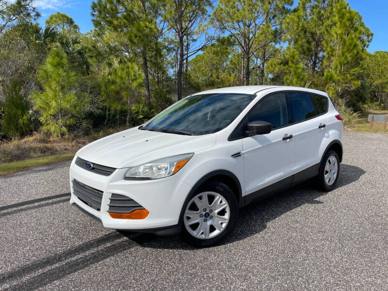 2014 Ford Escape for sale at VICTORY LANE AUTO SALES in Port Richey FL