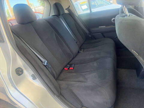 2011 Nissan Versa 1.8 S