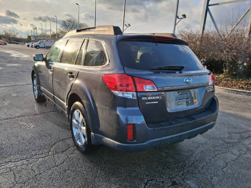 2010 Subaru Outback 2.5i Premium
