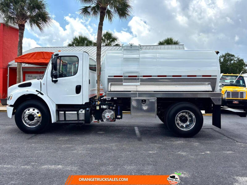 2020 Freightliner M2 106