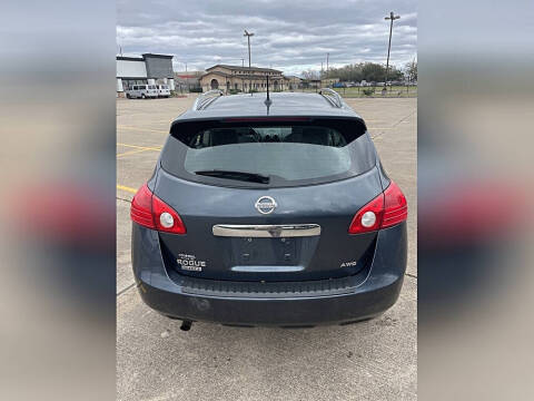 2014 Nissan Rogue Select S