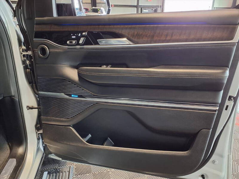 2022 Jeep Grand Wagoneer Series I