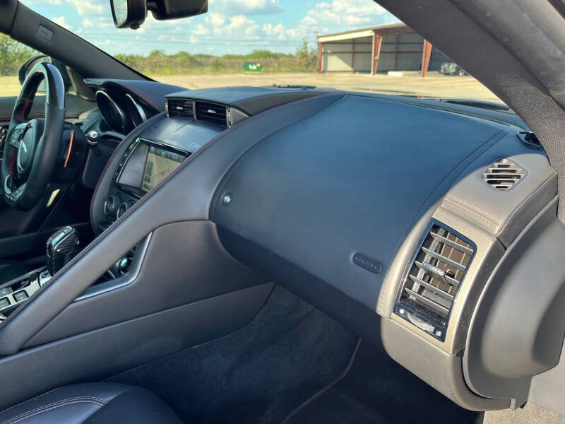 2015 Jaguar F-TYPE R