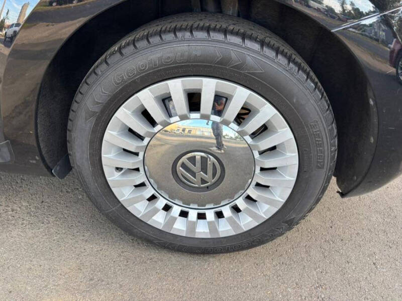 2013 Volkswagen Beetle