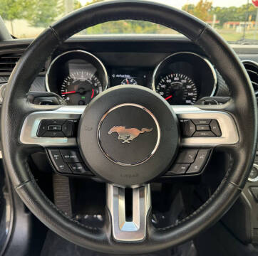 2016 Ford Mustang V6