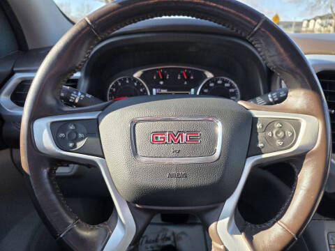 2017 GMC Acadia SLT-1