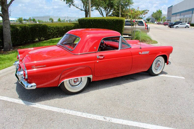 1955 Ford Thunderbird