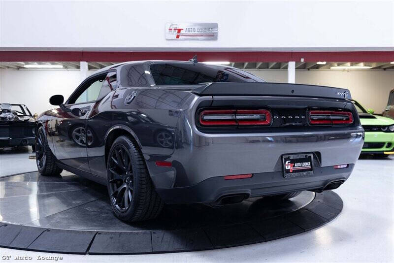 2015 Dodge Challenger SRT Hellcat
