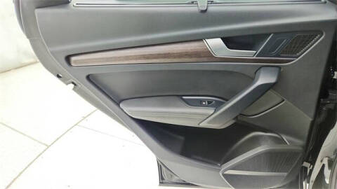 2024 Audi Q5 e quattro S line Prestg 55 TFSI