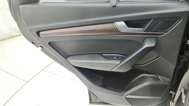 2024 Audi Q5 e quattro S line Prestg 55 TFSI