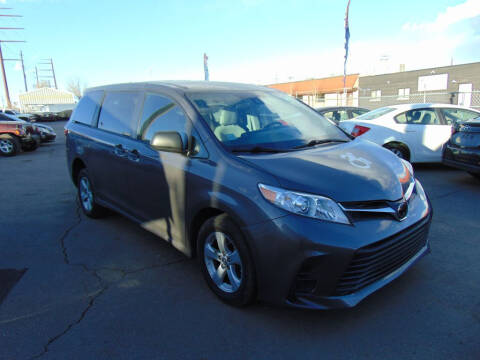 2020 Toyota Sienna for sale at Avalanche Auto Sales in Denver CO