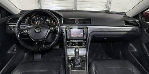 2017 Volkswagen Passat 1.8T SE