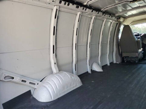 2023 Chevrolet Express 2500