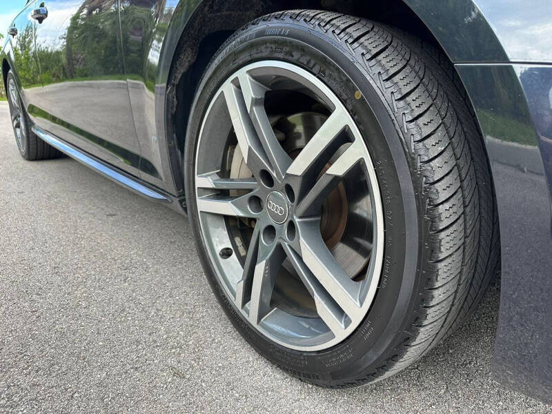 2017 Audi A4 2.0T quattro Premium Plus