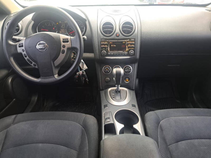 2013 Nissan Rogue SV