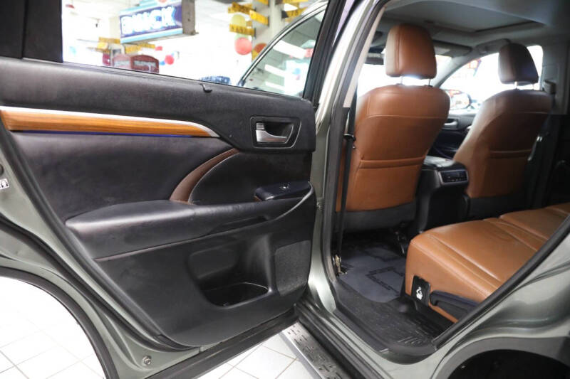 2017 Toyota Highlander Limited