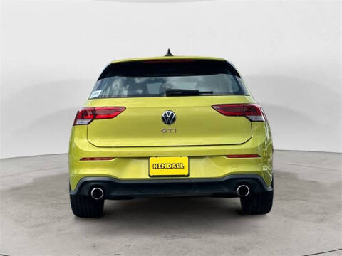 2022 Volkswagen Golf GTI Autobahn