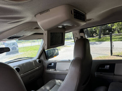 2004 Ford Expedition Eddie Bauer