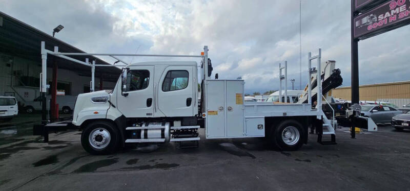 2016 Freightliner 108 SD