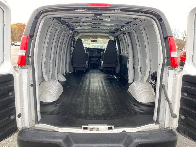 2024 GMC Savana 2500