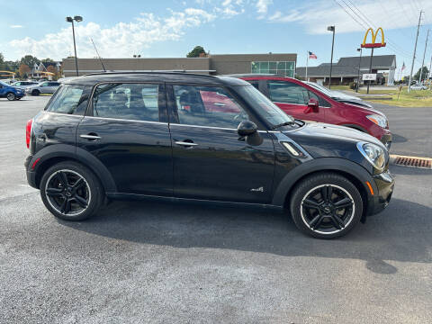 2014 MINI Countryman for sale at McCully's Automotive - Trucks & SUV's in Benton KY