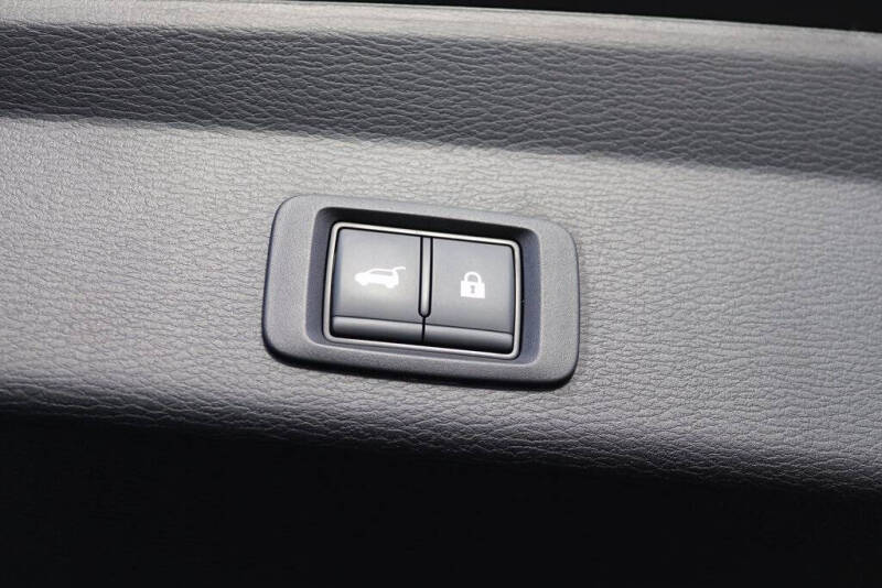 2025 Mitsubishi Outlander SEL Platinum Edition