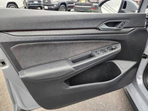 2024 Volkswagen Golf GTI S