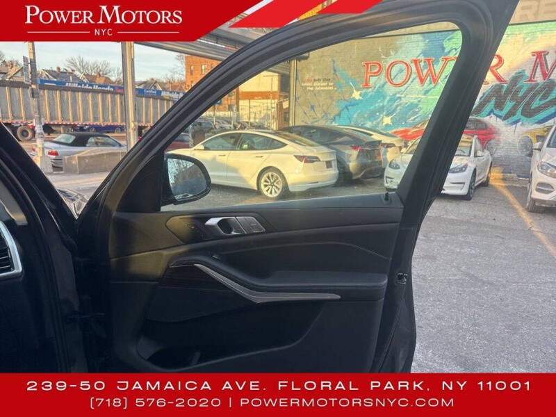 2021 BMW X7 xDrive40i