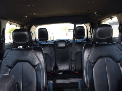 2020 Chrysler Pacifica Touring L Plus