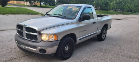 2003 Dodge Ram 1500 for sale at EXPRESS MOTORS in Grandview MO