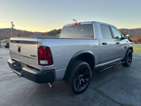 2024 RAM 1500 Classic SLT