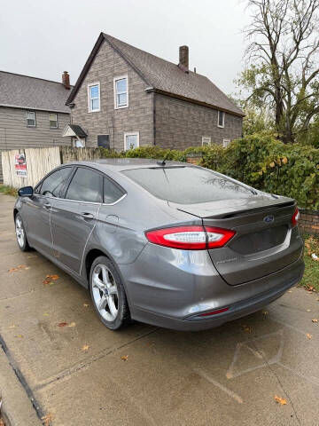 2014 Ford Fusion SE