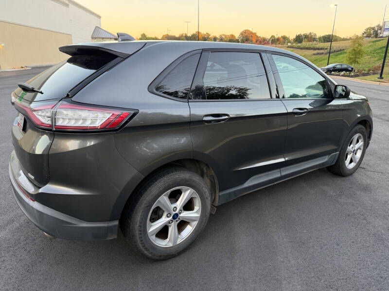 2016 Ford Edge SE
