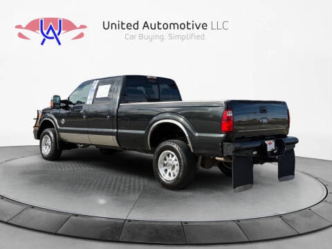 2011 Ford F-350 Super Duty Lariat