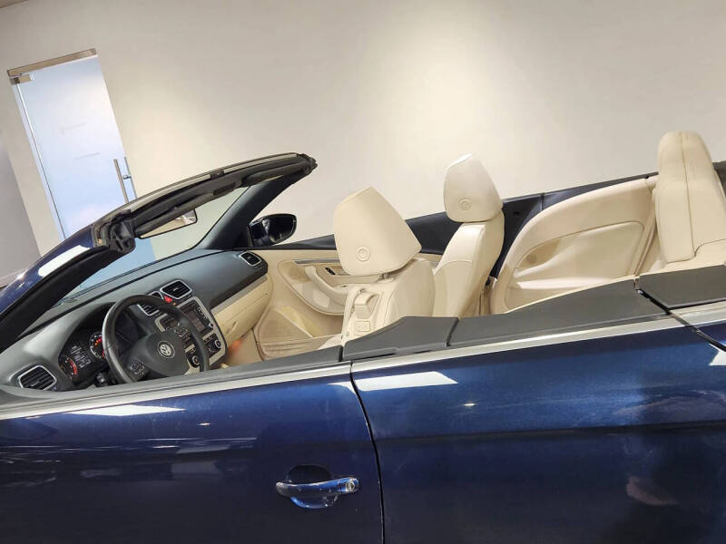 2012 Volkswagen Eos Komfort SULEV