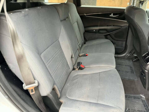 2019 Kia Sorento LX V6