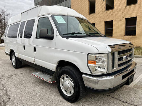 2013 Ford E-Series E-350 SD