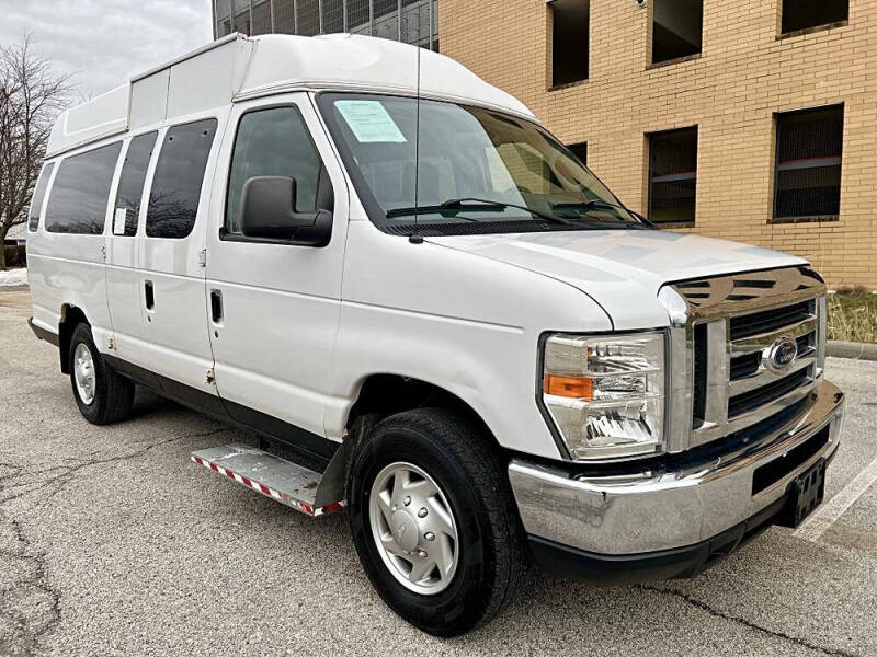 2013 Ford E-Series E-350 SD
