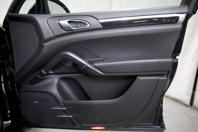 2014 Porsche Cayenne S