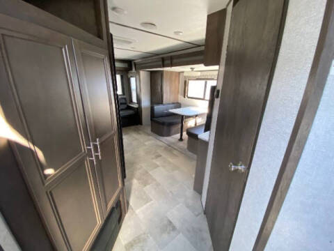 2020 Coleman Coleman Light 2515RL