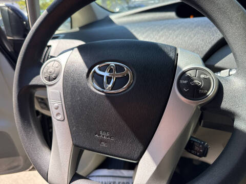 2014 Toyota Prius Two