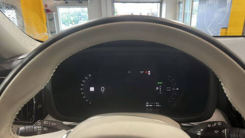 2025 Volvo XC60 T8 Plus Dark Theme